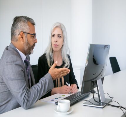 Consultant Wiufamcta Jivbcqu